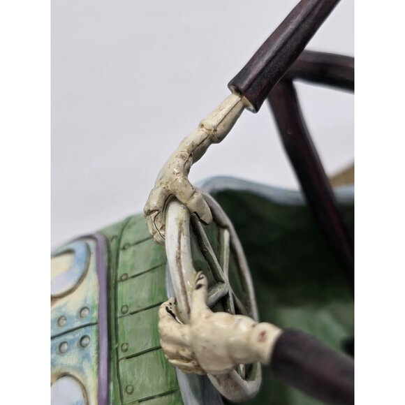 Disney Jim Shore Nightmare Before Christmas "Christmas Delivered" BROKEN BOW TIE - Picture 13 of 16